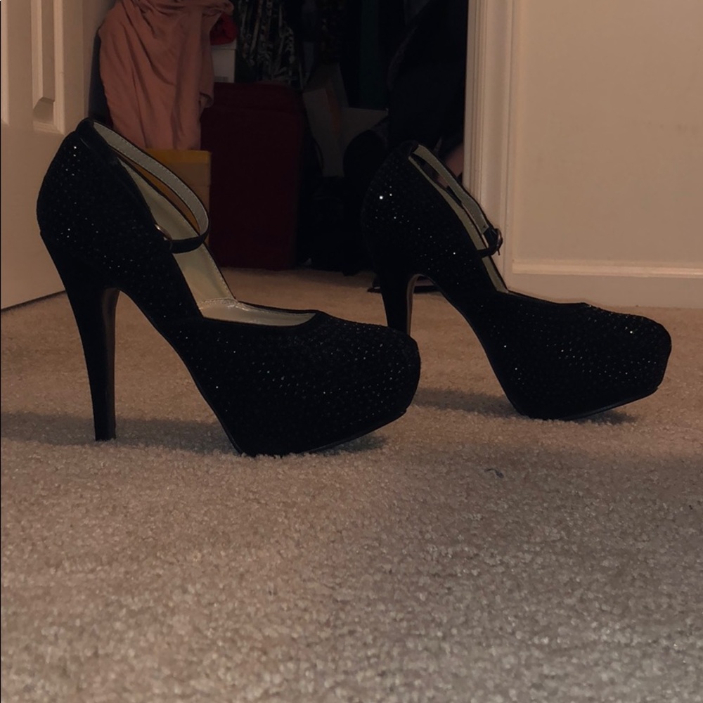 Delicacy Black rhinestone heels w/ strap